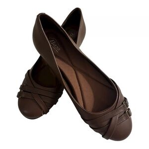 Bass Women's Dark Brown Loafers